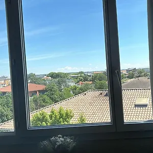 https://jolie-t2-metro-la-vache.midi-pyreneeshotels.com